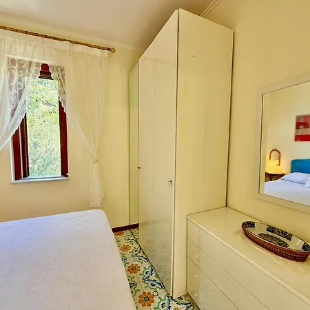 Beautiful In Lägenhet Amalfi