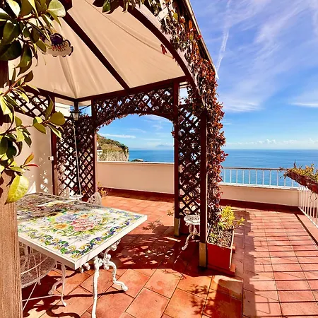 Teresa Beautiful Home In Amalfi Apartament