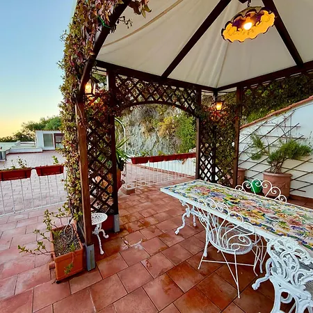 Teresa Beautiful Home In Amalfi Apartament Amalfi